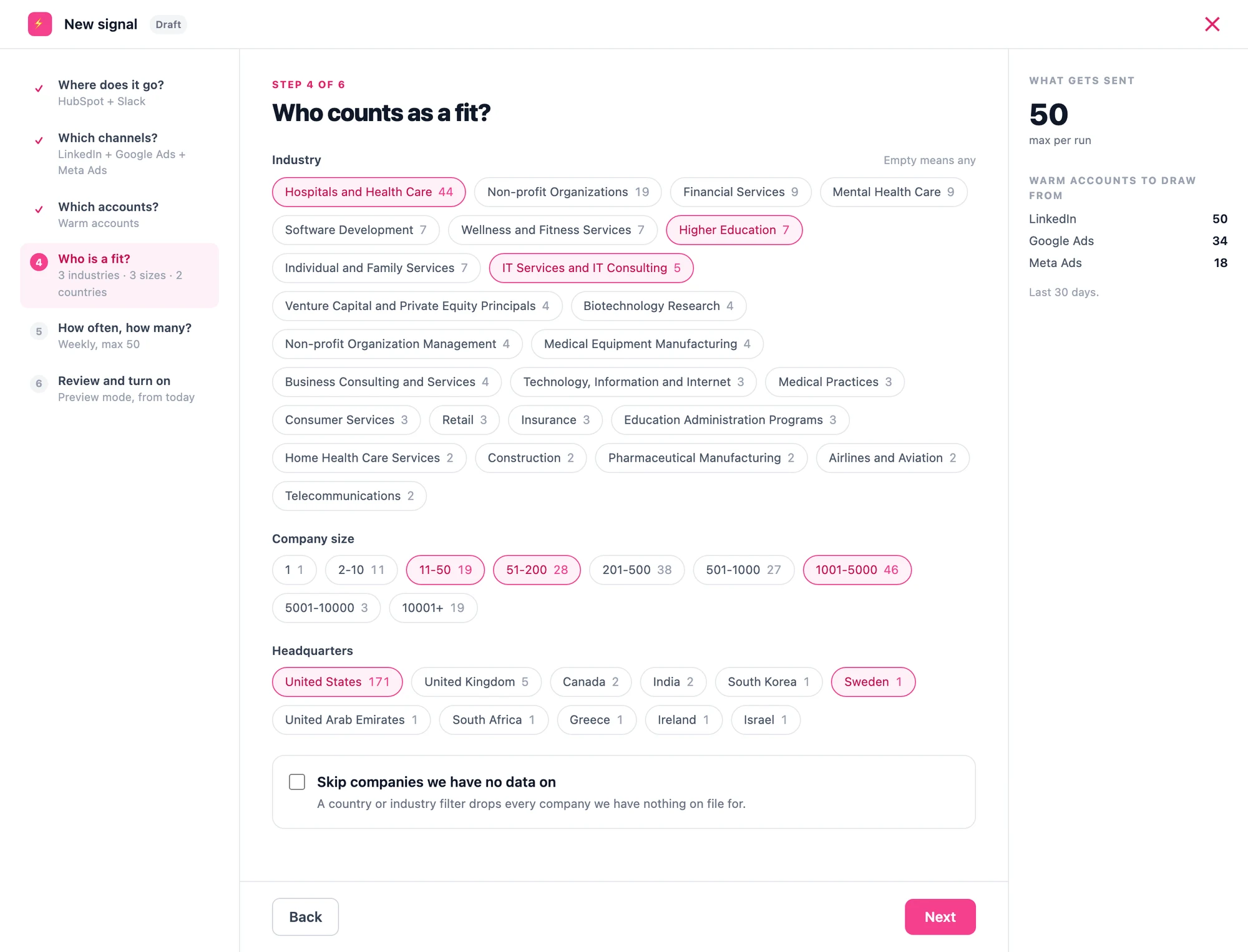 Step 4 of the Fibbler signal wizard, filtering warm accounts by industry, company size and headquarters with a count on every chip